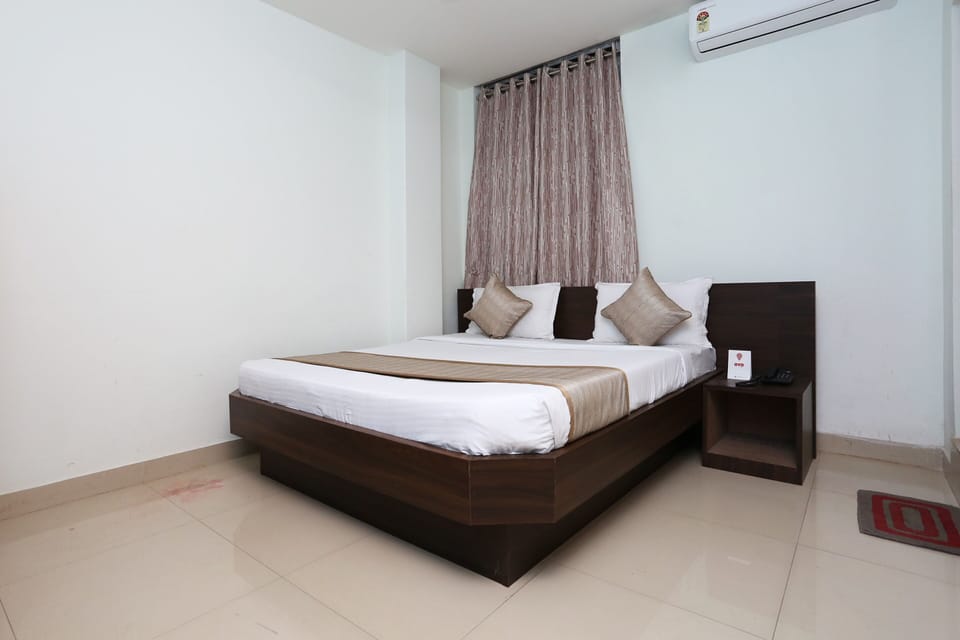 Double or Twin Room | WiFi (free), bed sheets