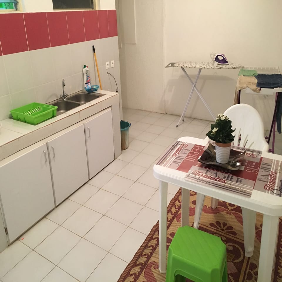 Comfort Apartment, 1 Bedroom, Non Smoking | Private kitchen | Coffee/tea maker, full-size fridge, microwave, oven