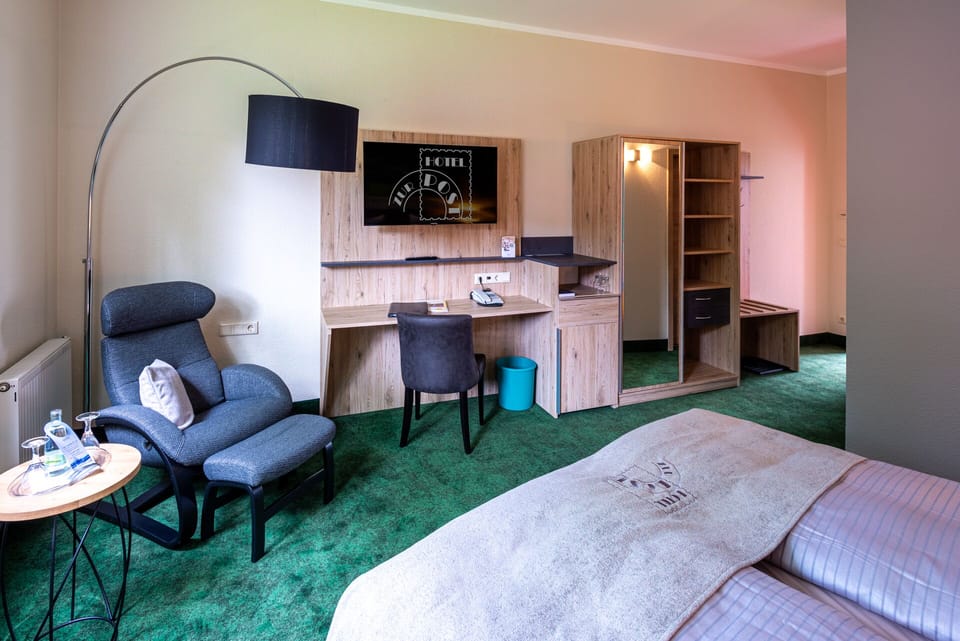 Premium bedding, minibar, in-room safe, desk
