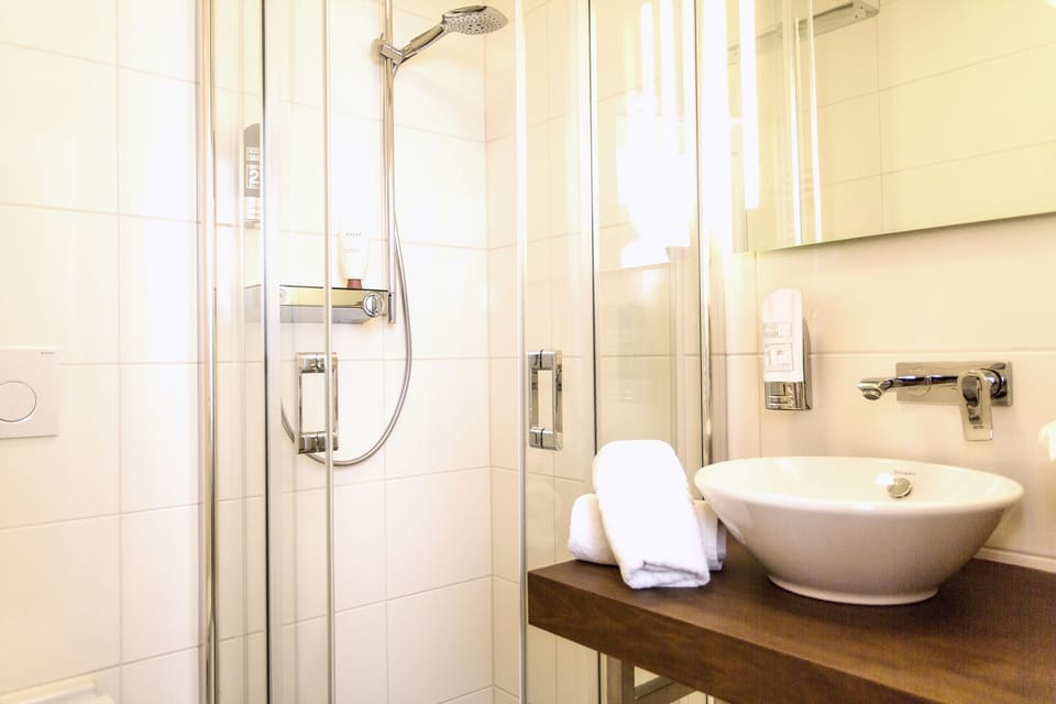 Hair dryer, towels