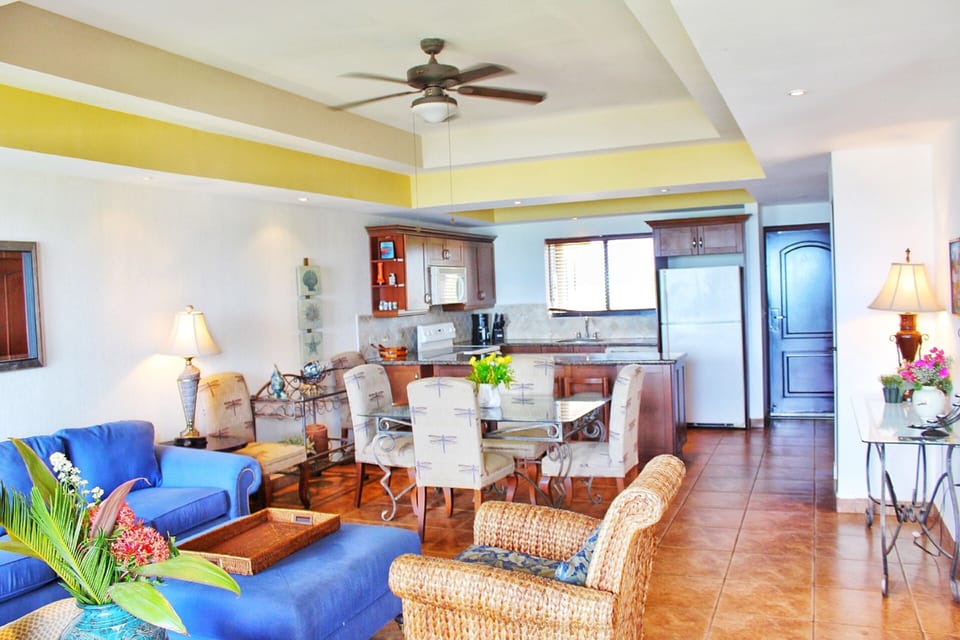 Premium Suite, Multiple Bedrooms, Non Smoking, Ocean View | Living area | Flat-screen TV