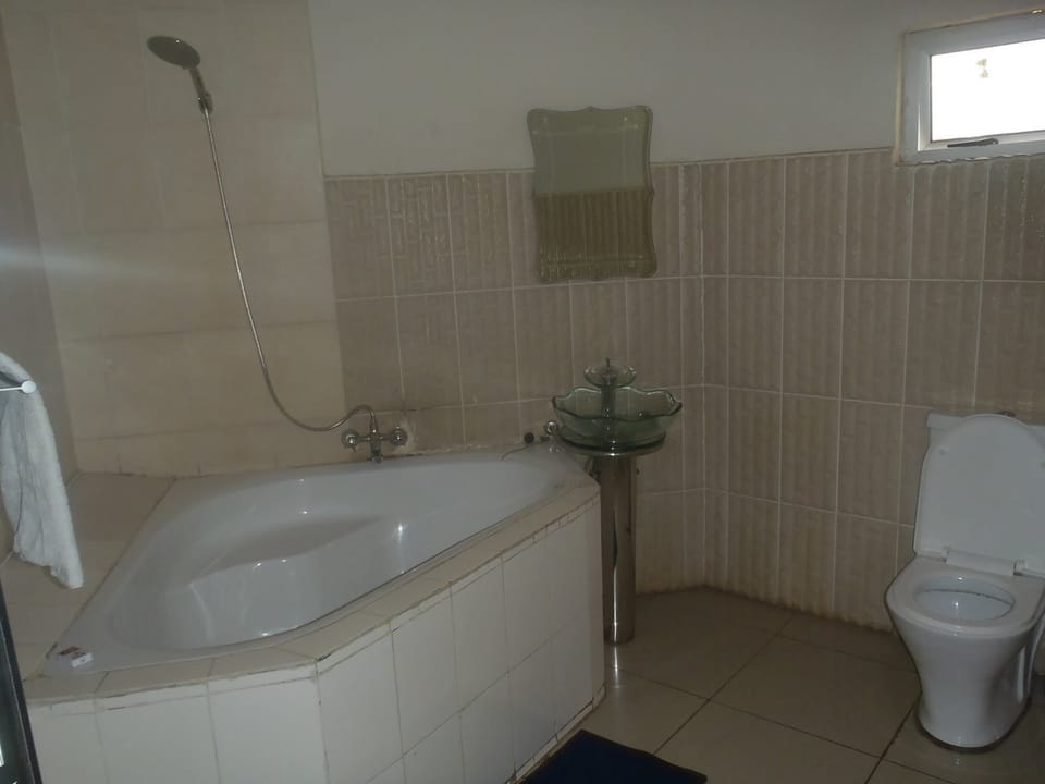 Shower, towels