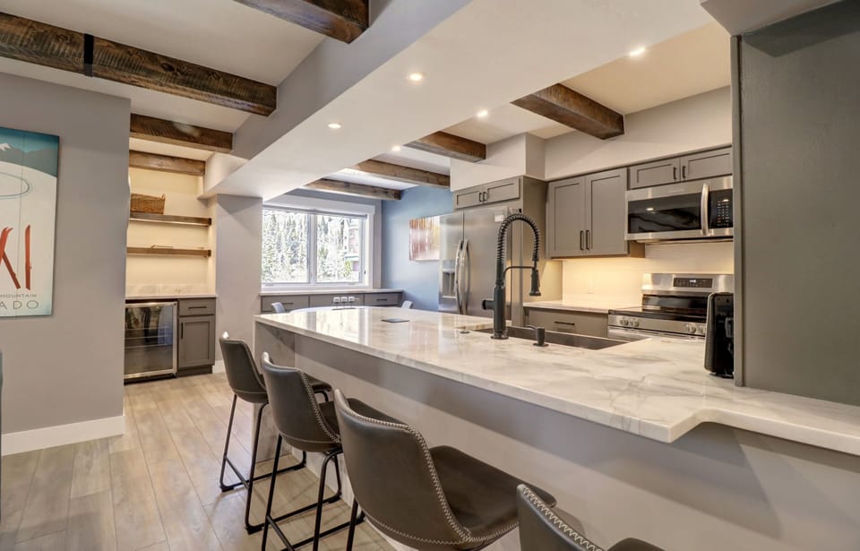 Condo, 2 Bedrooms | Private kitchen | Fridge, microwave, oven, dishwasher