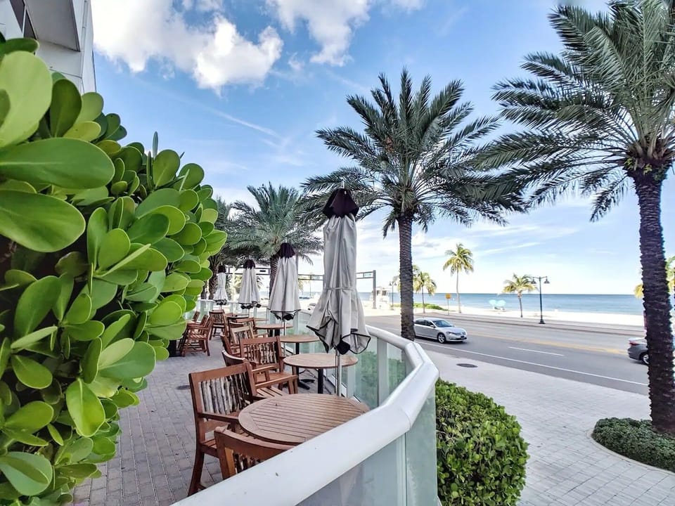 Condo, 1 Bedroom | Property grounds