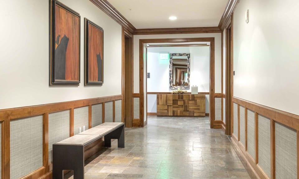 Condo, 2 Bedrooms | Interior