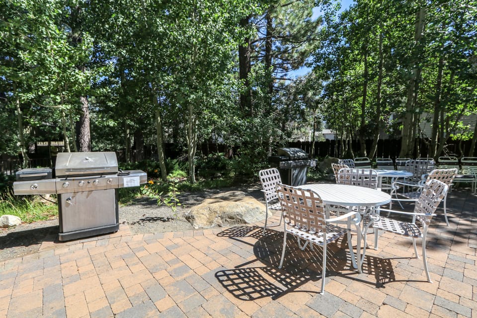 Condo, 4 Bedrooms | BBQ/picnic area