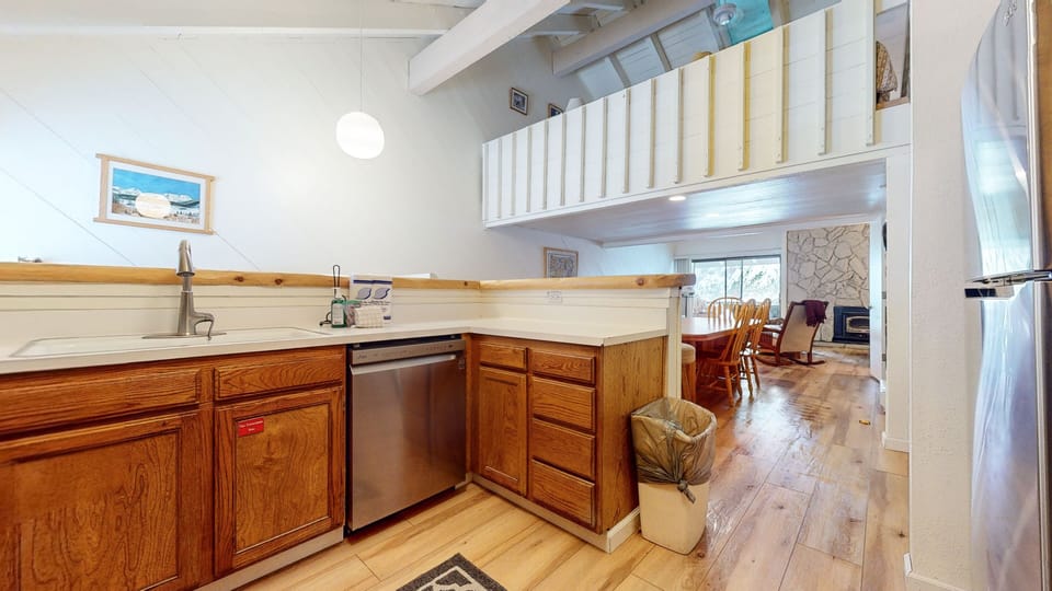 Condo, 2 Bedrooms | Private kitchen | Coffee/tea maker, fridge, oven, toaster
