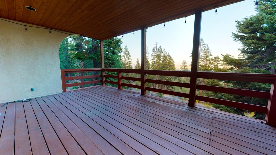 Condo, 3 Bedrooms | Property grounds