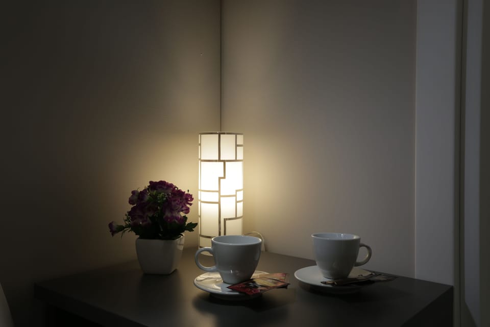 Basic Room, Sea View | Minibar, in-room safe, desk, blackout drapes