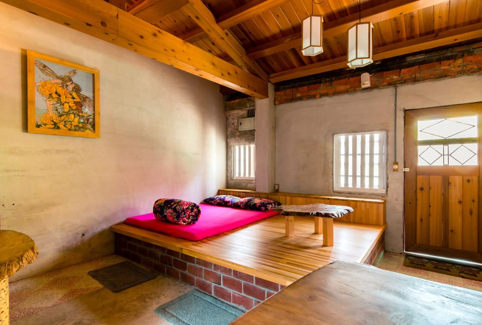 Comfort Double Room | Desk, soundproofing, free WiFi, bed sheets