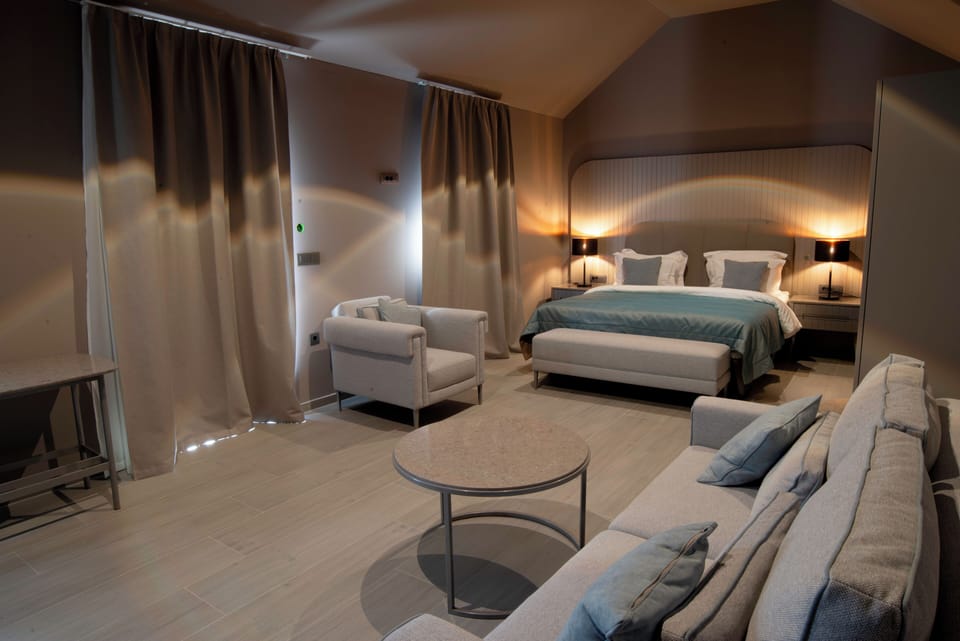 Superior Suite, 1 King Bed, Sea View | Premium bedding, minibar, in-room safe, desk