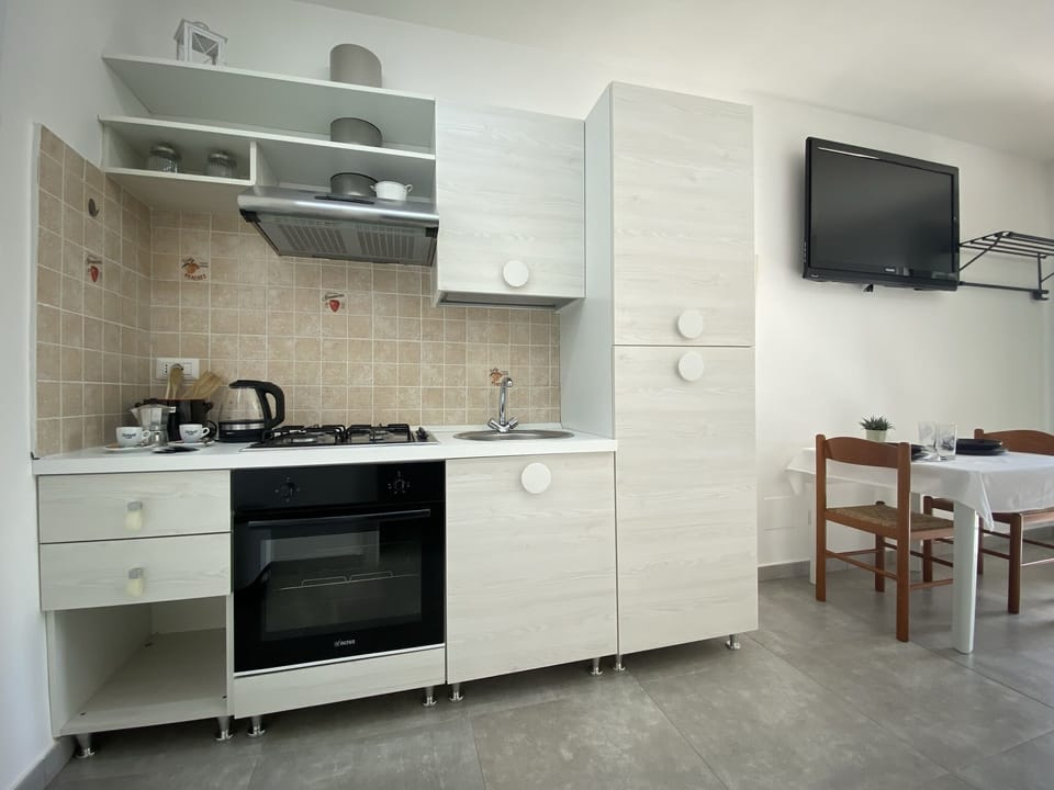 Exclusive Studio, 1 Bedroom, Non Smoking, Garden View | 1 bedroom, Egyptian cotton sheets, premium bedding, memory foam beds