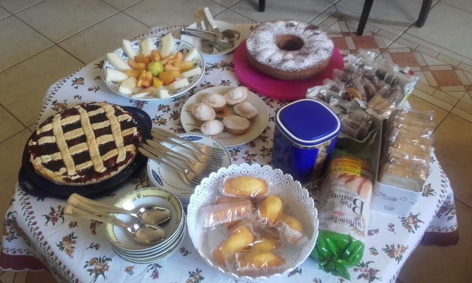 Free daily local cuisine breakfast