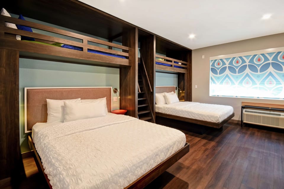 Room, Accessible, Bathtub | In-room safe, desk, blackout drapes, iron/ironing board