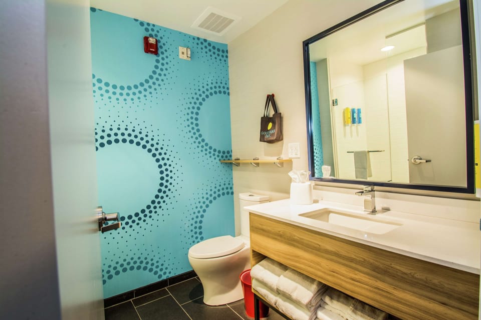 Bathroom shower
