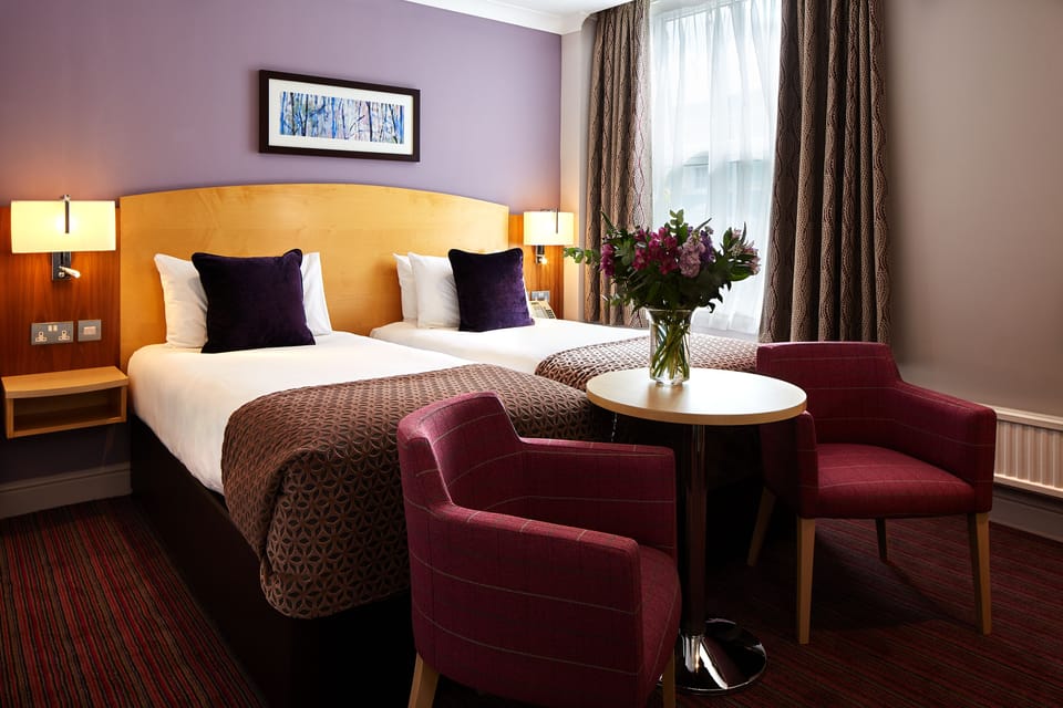 Premium Double Room, 1 King Bed | Hypo-allergenic bedding, in-room safe, individually decorated