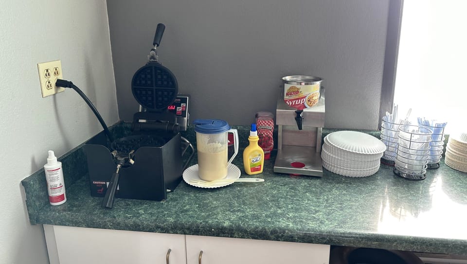 Free daily continental breakfast