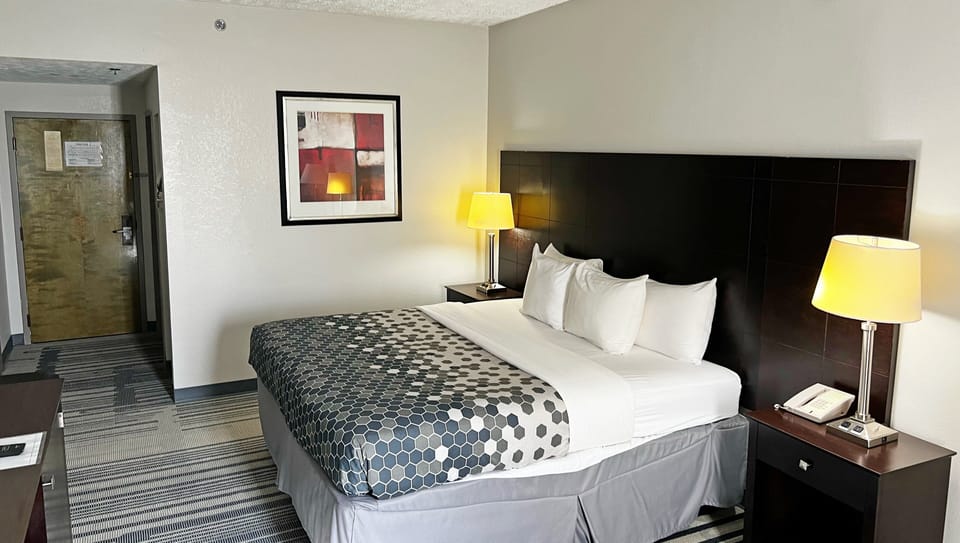 Desk, iron/ironing board, free WiFi, bed sheets