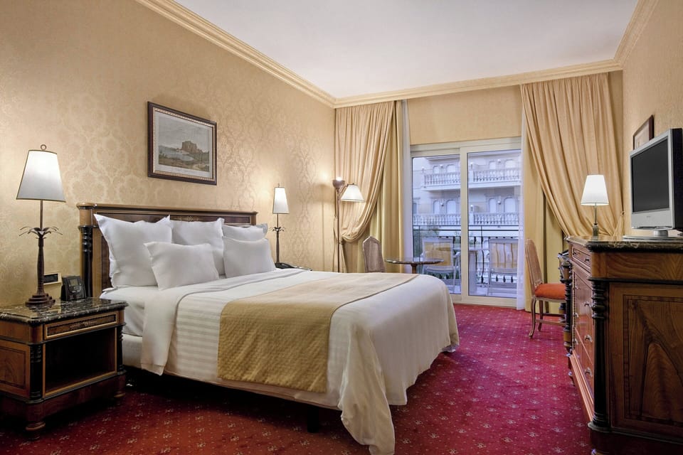 Room, 1 King Bed, Balcony | 1 bedroom, premium bedding, down comforters, minibar