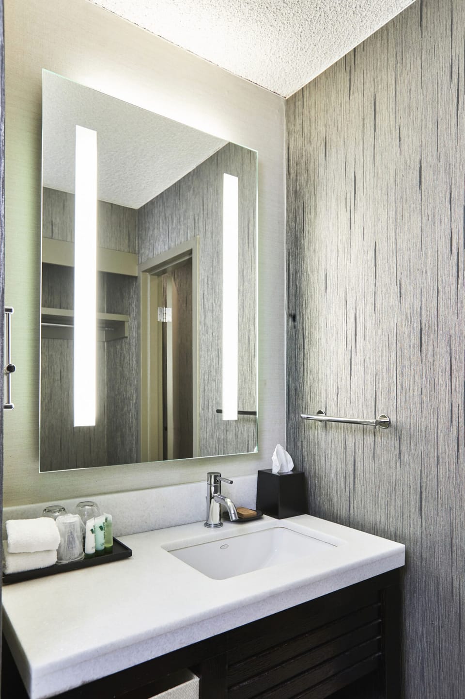 Combined shower/tub, eco-friendly toiletries, hair dryer, towels