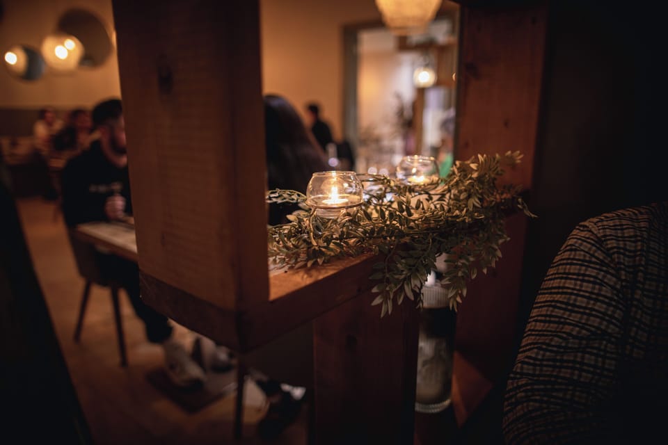 Breakfast, lunch and dinner served