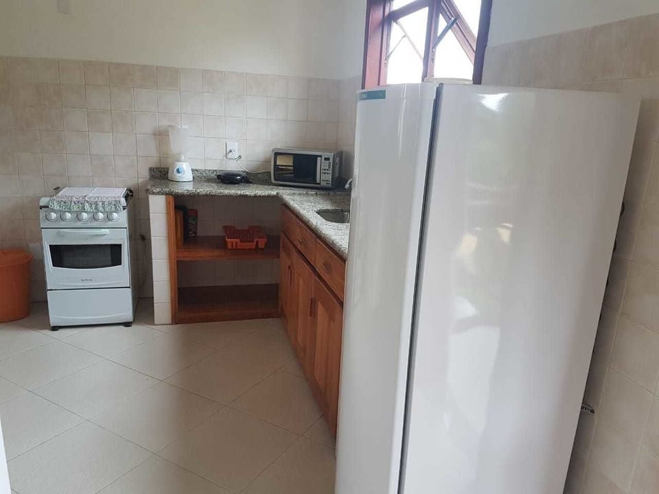 Apartment, 2 Bedrooms | Private kitchen | Fridge, oven, stovetop, cookware/dishes/utensils