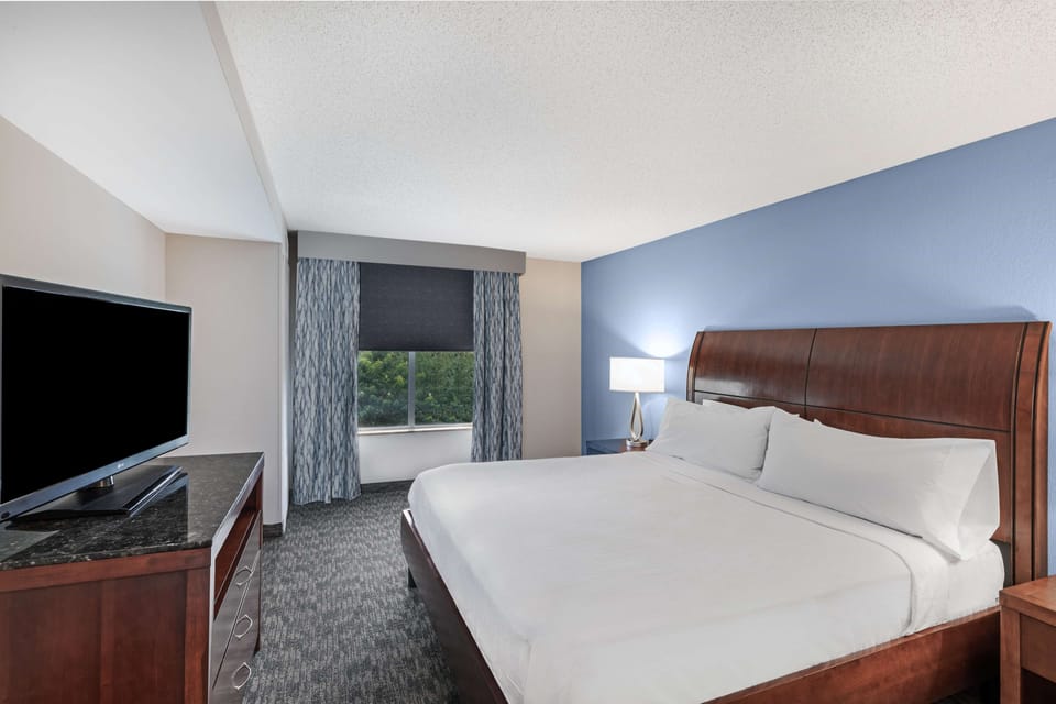 In-room safe, iron/ironing board, free cribs/infant beds, free WiFi