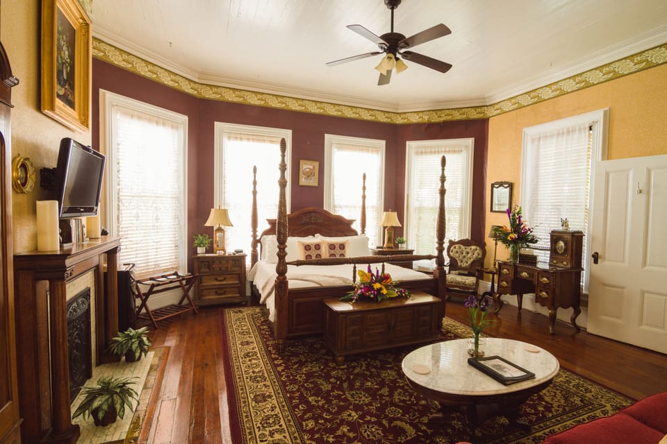 King Room | Premium bedding, in-room safe, individually decorated