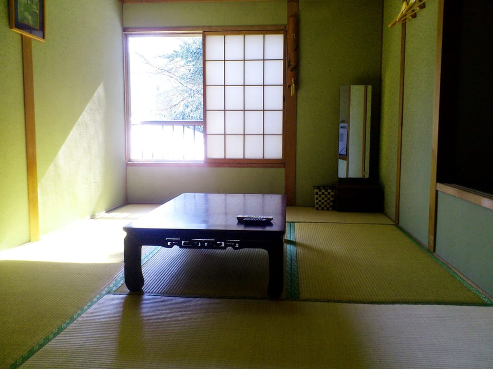 Japanese Style Room with Shared Bathroom | WiFi (free), bed sheets