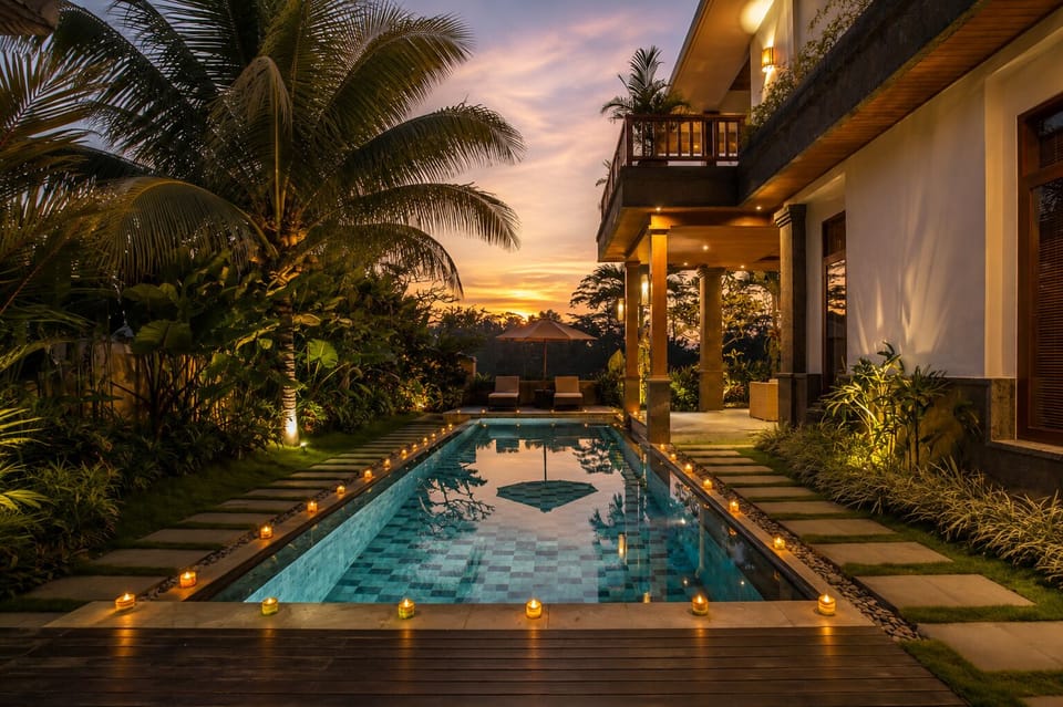 Private pool