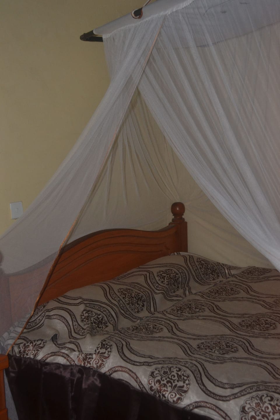 Standard Double Room | Desk