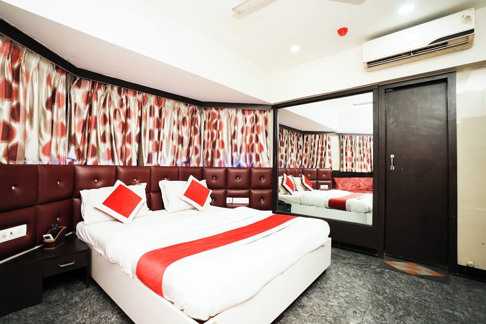 Superior Room | Desk, free WiFi, bed sheets