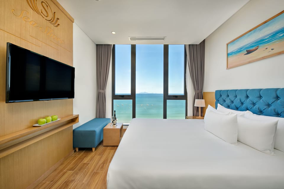 Premium bedding, Select Comfort beds, minibar, in-room safe
