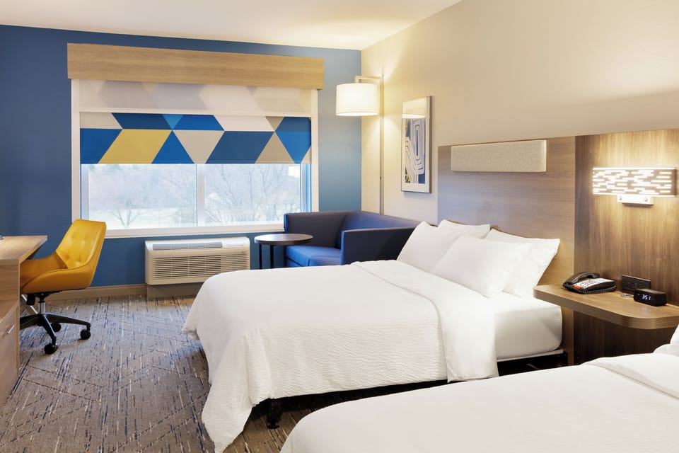 In-room safe, desk, iron/ironing board, free cribs/infant beds