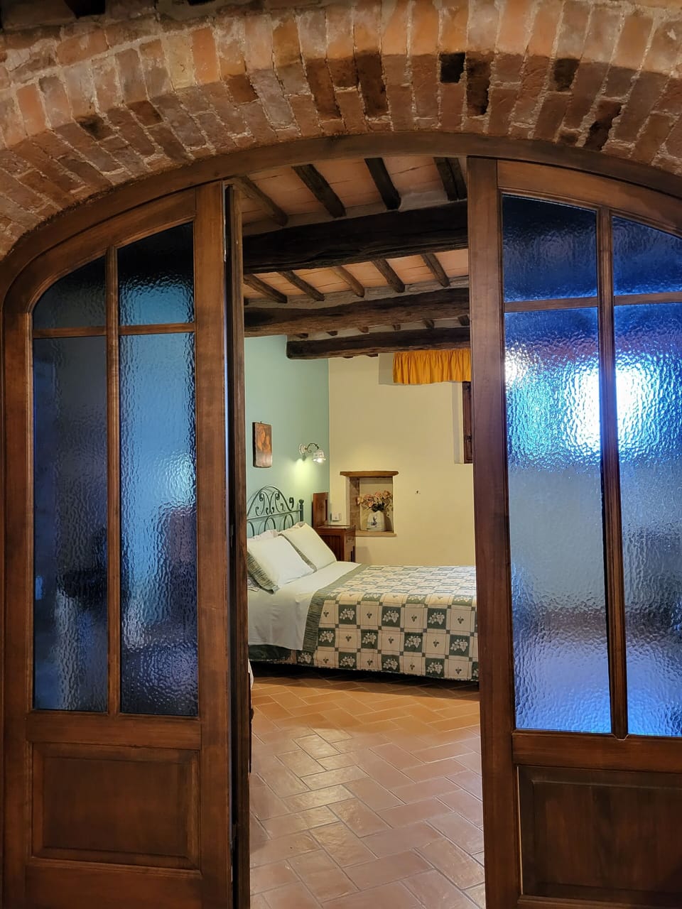 Superior Apartment, 1 Bedroom | 1 bedroom, iron/ironing board (on request), cribs (free)