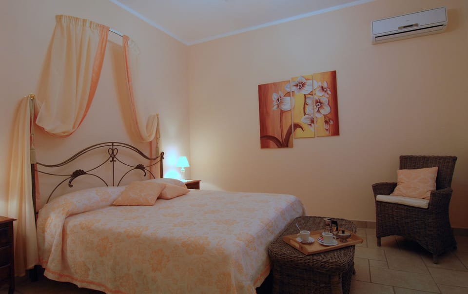 Suite, 2 Bedrooms | Premium bedding, minibar, desk, rollaway beds