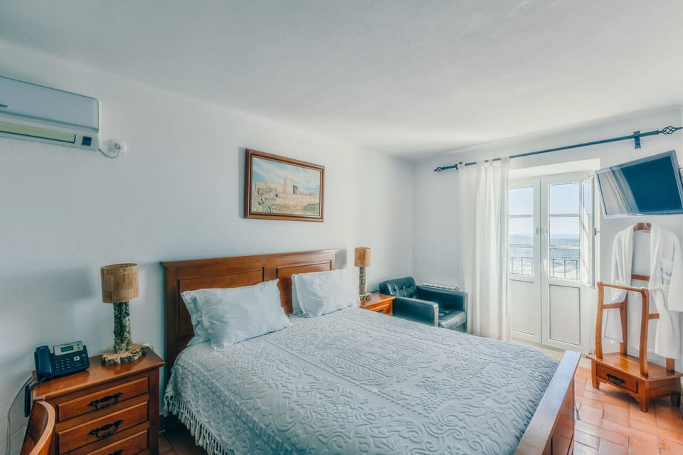1 bedroom, premium bedding, minibar, in-room safe