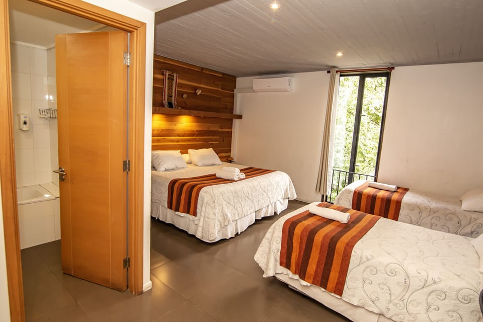 CUADRUPLE TERCER PISO SIN BALCON | Premium bedding, in-room safe, individually decorated
