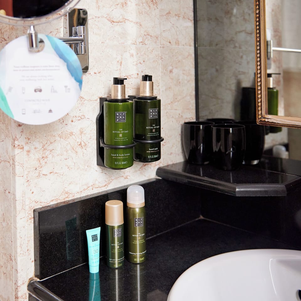 Melia Room Twin | Bathroom | Deep soaking tub, eco-friendly toiletries, hair dryer, towels