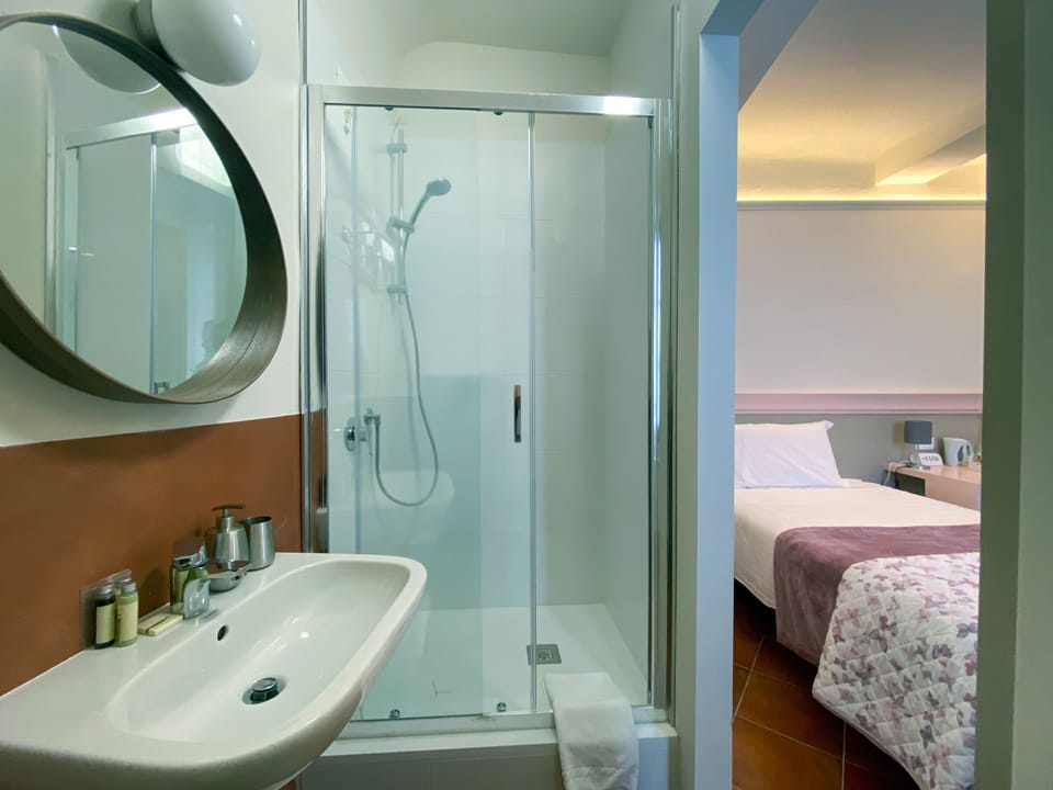Classic Single Room | Premium bedding, down comforters, individually furnished, desk