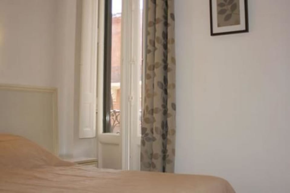 Double Room | Free WiFi