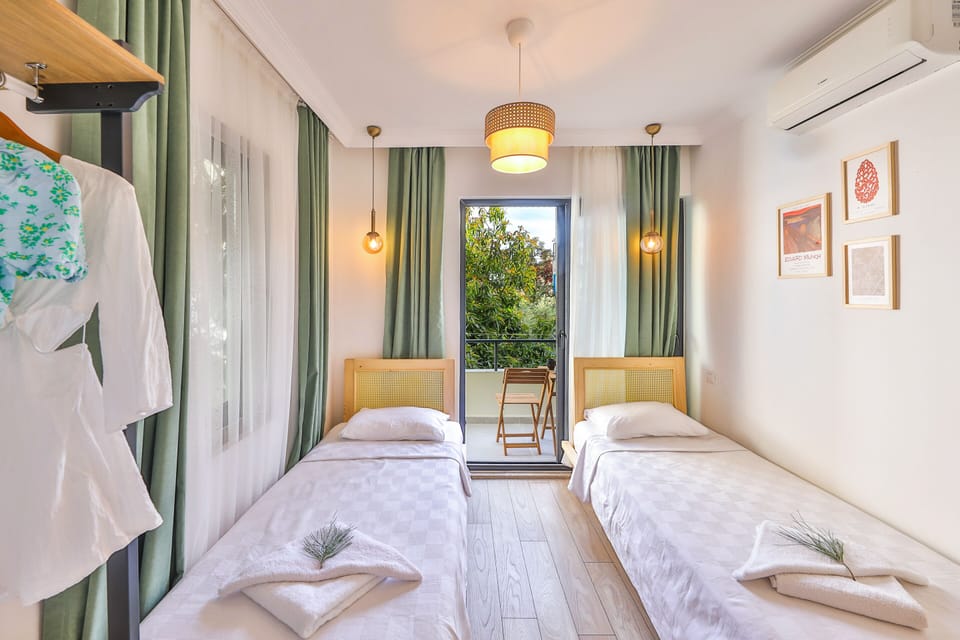 Standard Twin Room | WiFi (free)