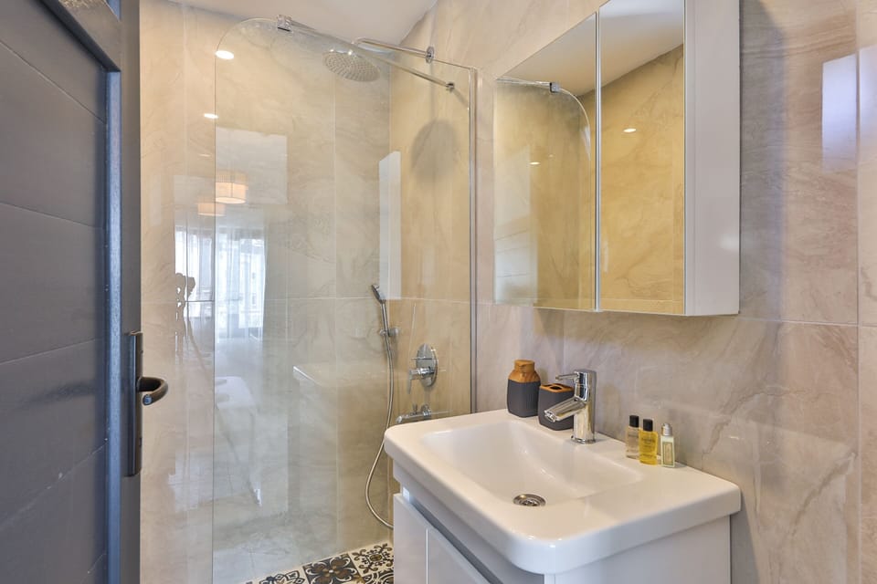Junior Suite, Terrace | WiFi (free)