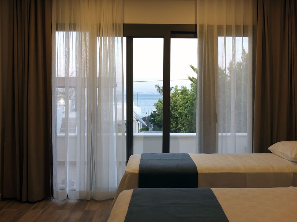Comfort Triple Room, Terrace, Sea View | Premium bedding, Select Comfort beds, in-room safe, desk