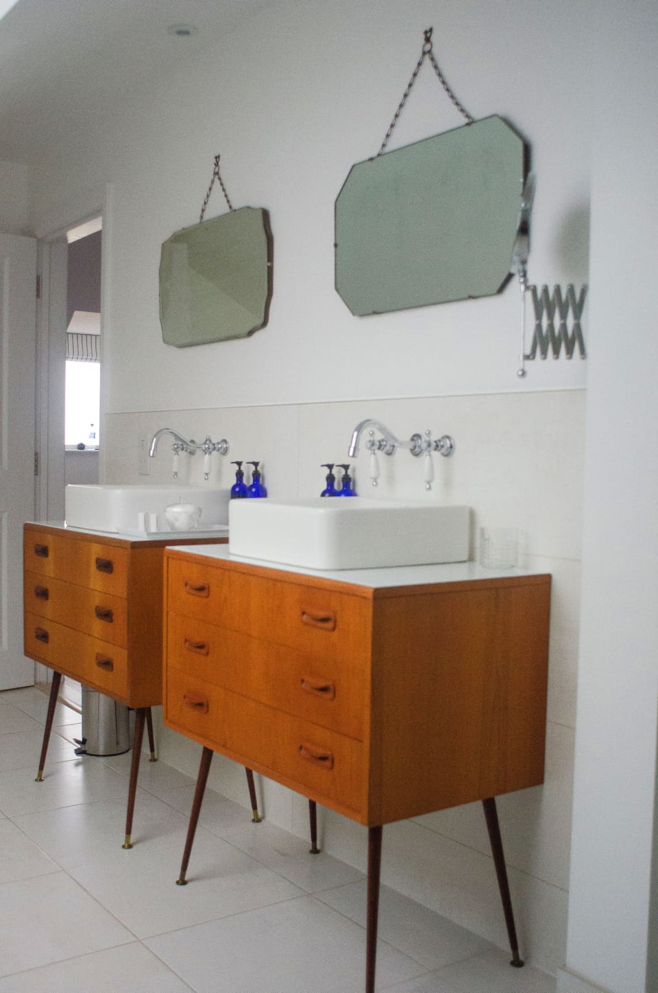 Suite, Harbor View (Super King Bed) | Bathroom | Free toiletries, hair dryer, bathrobes, towels