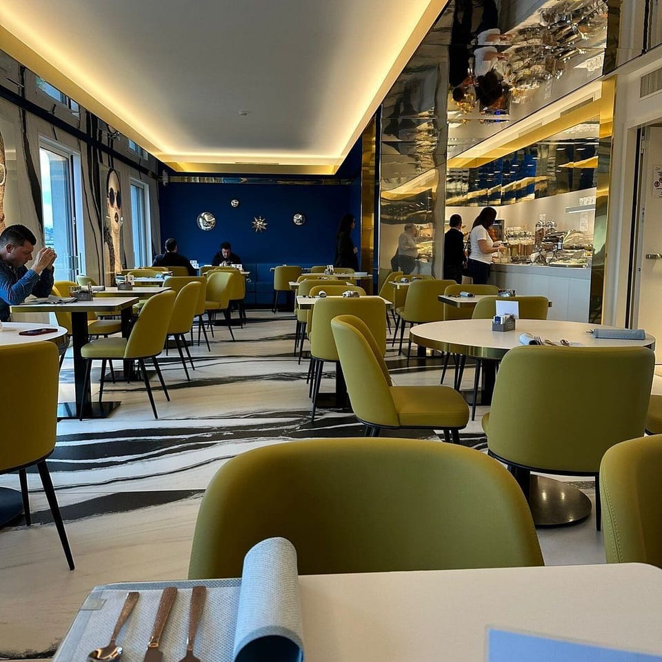 Daily buffet breakfast for a fee