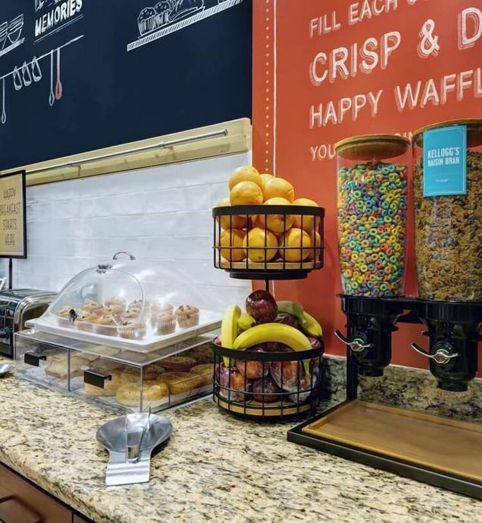 Free daily buffet breakfast