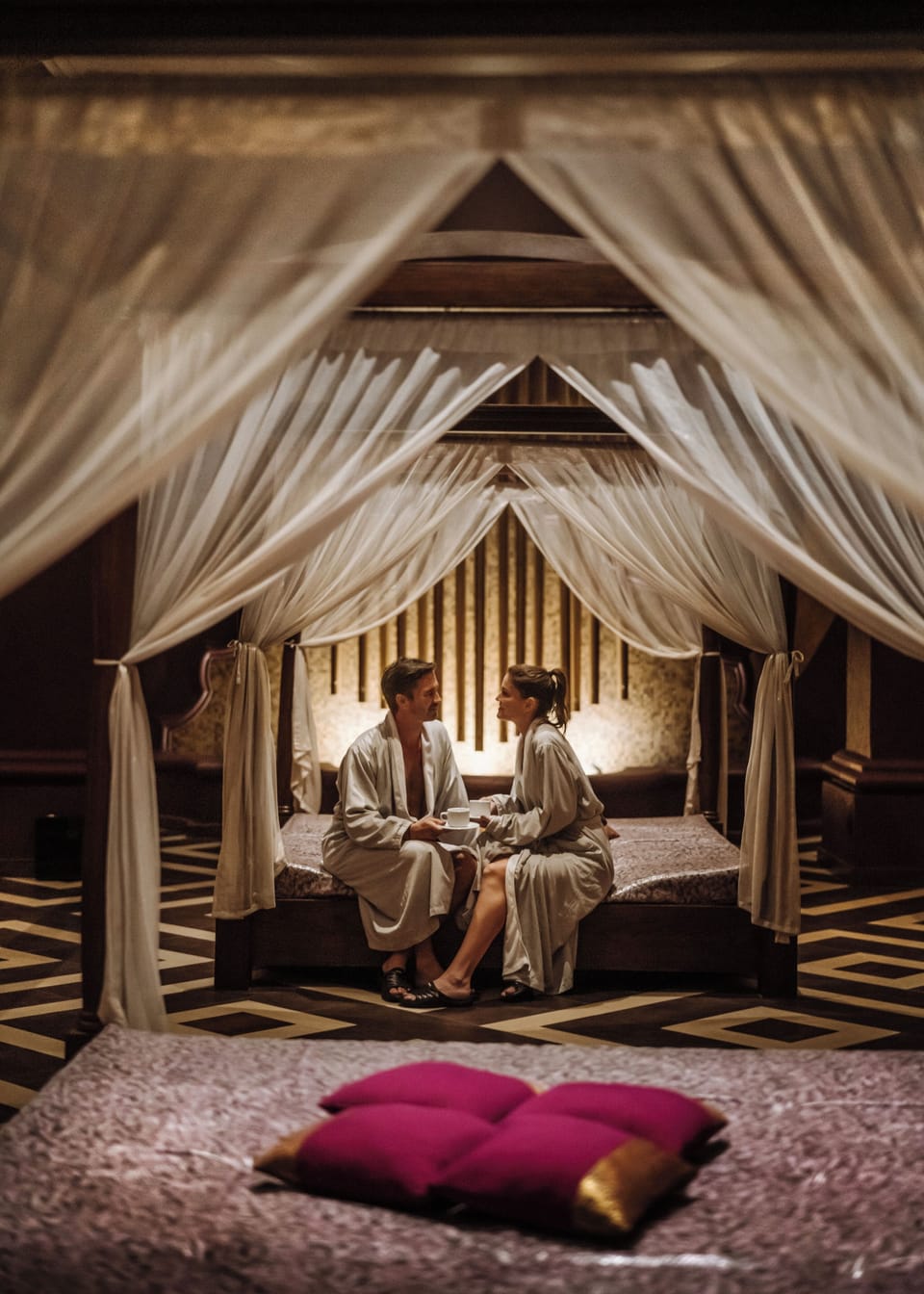 Couples treatment rooms, steam room, body treatments, hydrotherapy