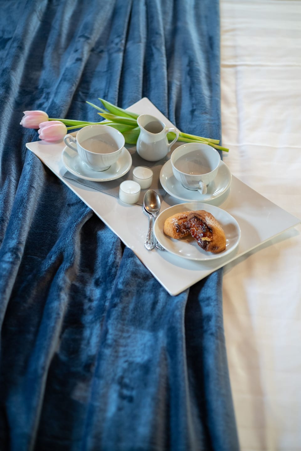 Superior Double Room, 1 Queen Bed, Hill View, Tower | In-room safe, desk, blackout drapes, soundproofing