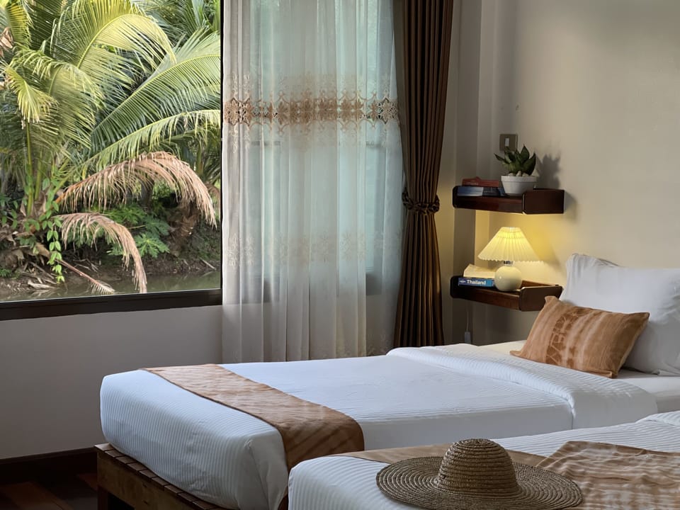 Standard Room | In-room safe, free WiFi